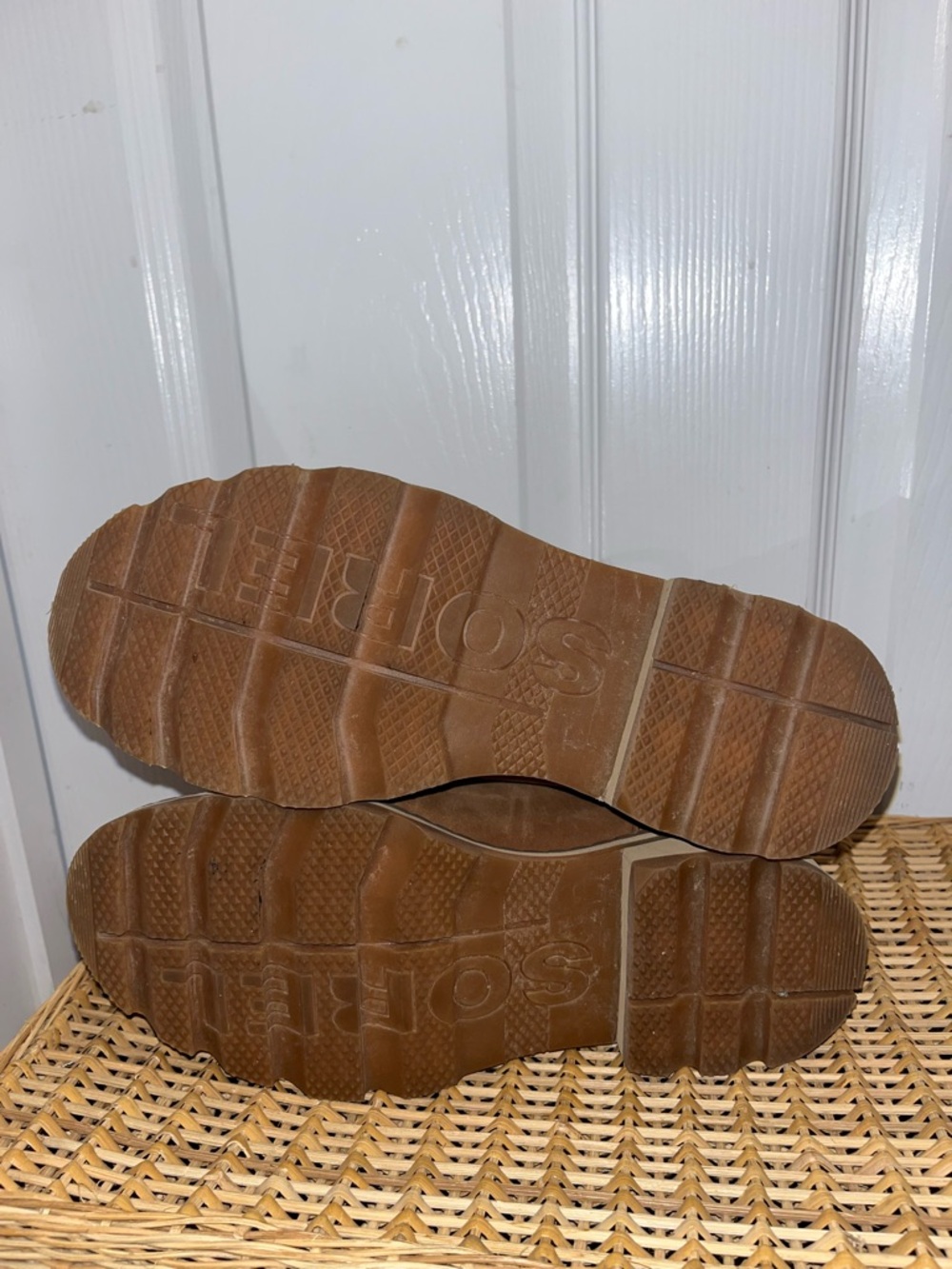 SOREL Lennox waterproof boots in Velvet Tan - Picture 8 of 12